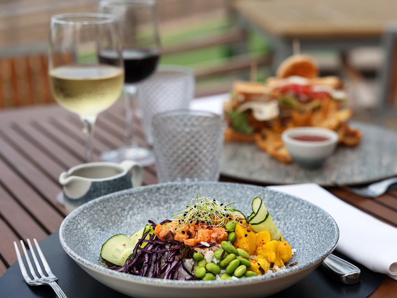 017_alta_senatoráguilas Terraza.jpg